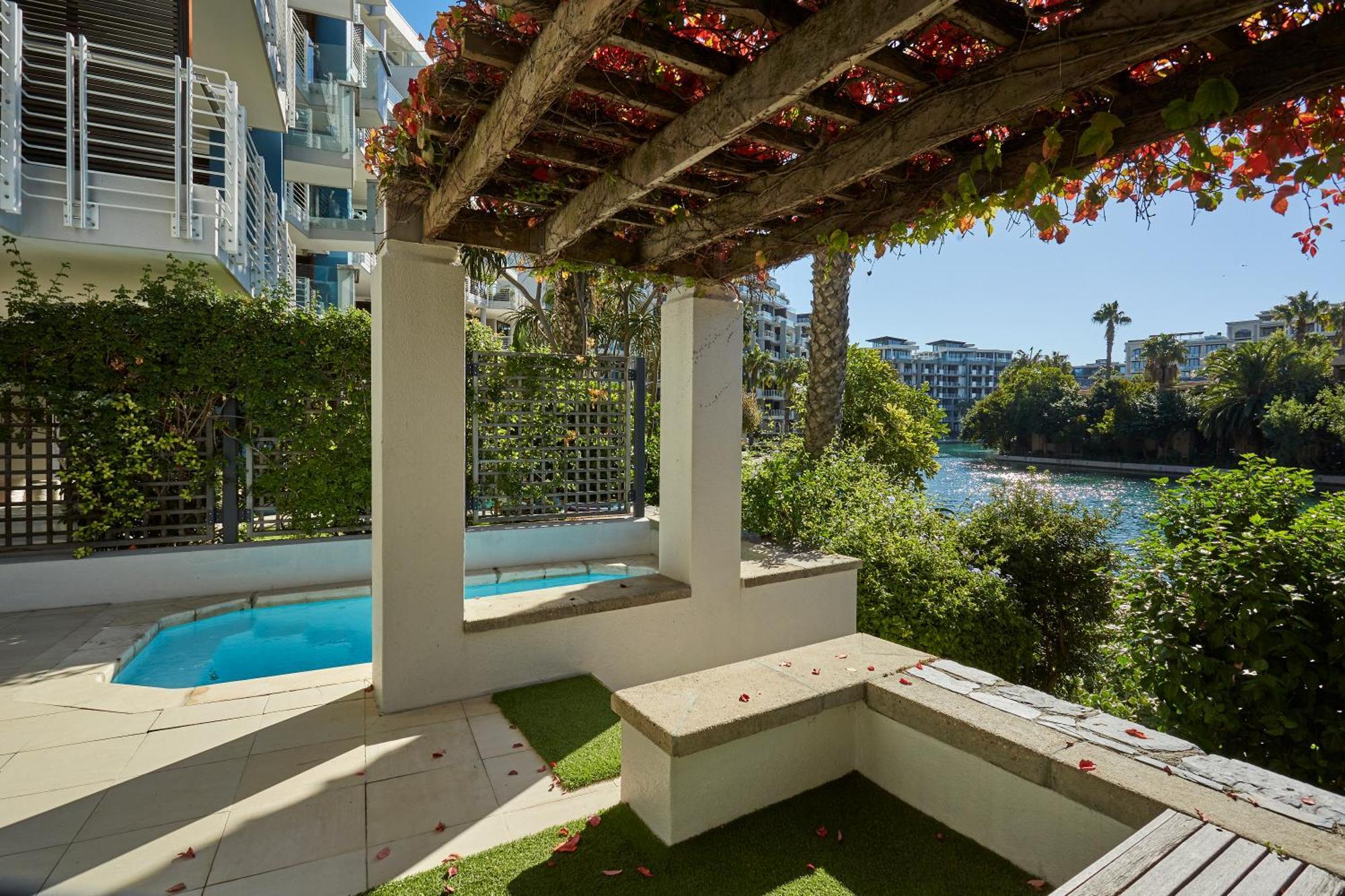 African Elite Waterfront Cape Town Exterior photo